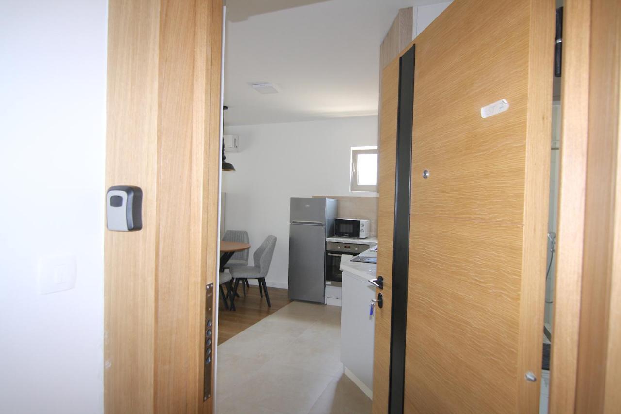Apartments Lora Zmajeva, 7 Budva Exterior foto