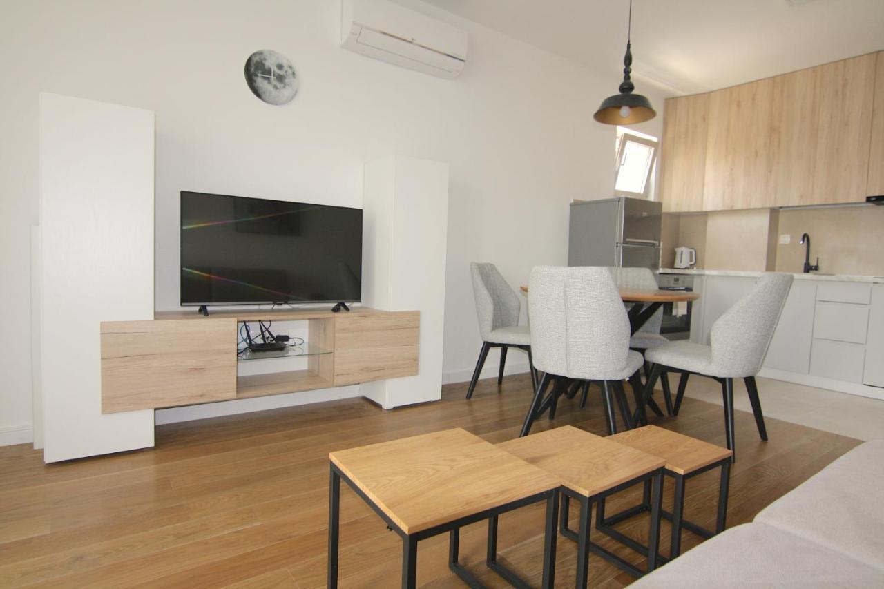 Apartments Lora Zmajeva, 7 Budva Exterior foto