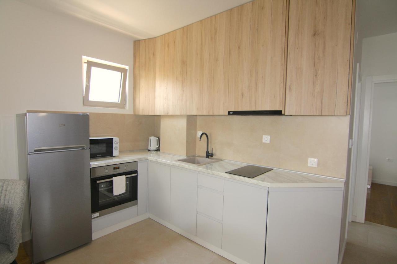 Apartments Lora Zmajeva, 7 Budva Exterior foto